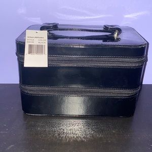 Black patent leather makeup organizer